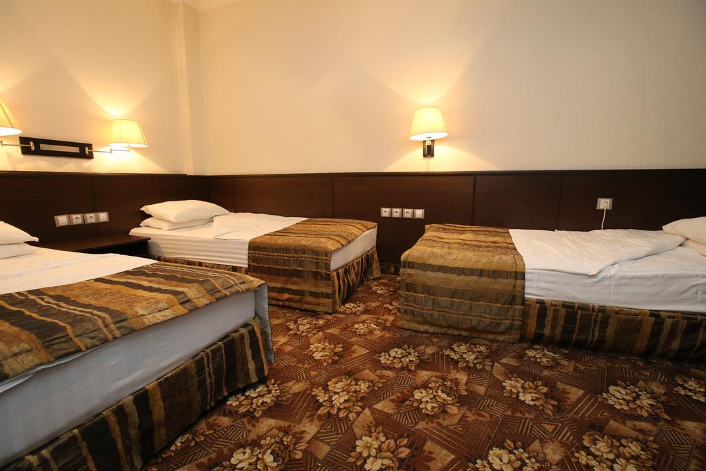Hotel & Restaurant The House Sofia Extérieur photo