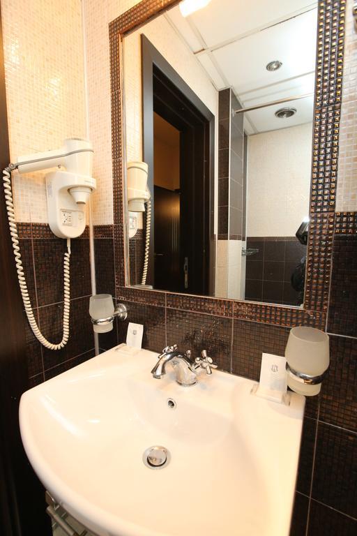 Hotel & Restaurant The House Sofia Chambre photo